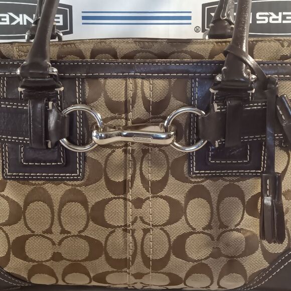 Coach Hampton Medium Khaki Jacquard Signature C Carryall Tote - Picture 2 of 11